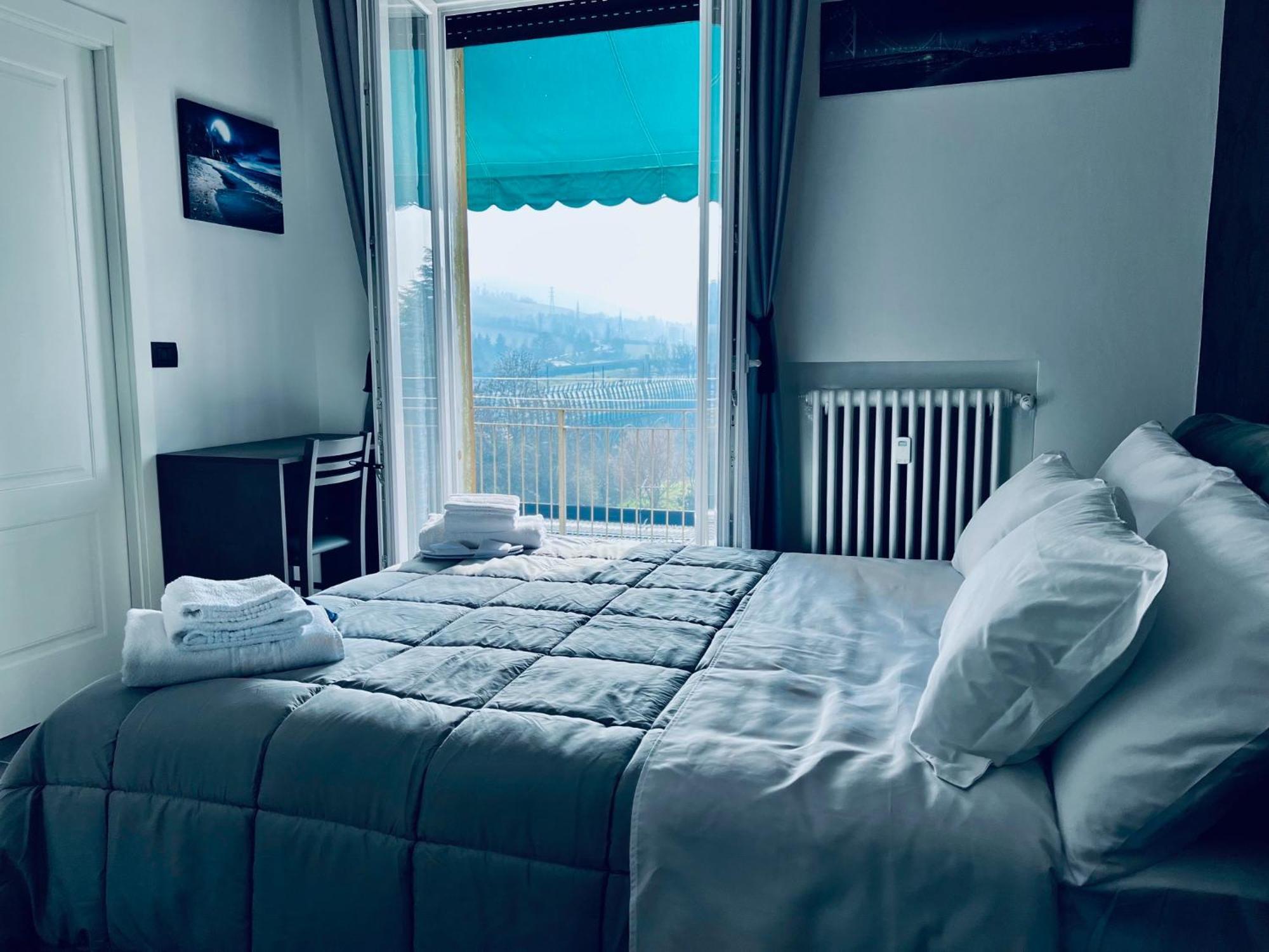 Seven Nights Bologna Bed & Breakfast Eksteriør bilde